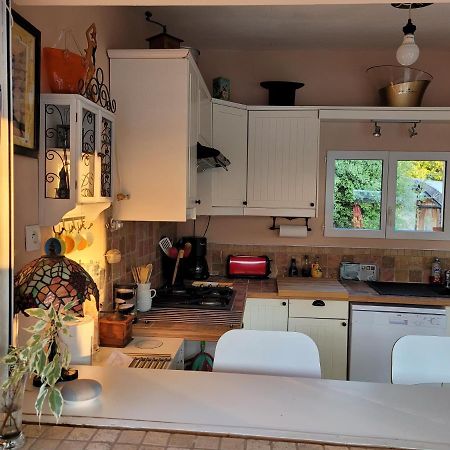 Le Jardin Des Selves Bed & Breakfast Draguignan Dış mekan fotoğraf