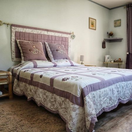 Le Jardin Des Selves Bed & Breakfast Draguignan Dış mekan fotoğraf