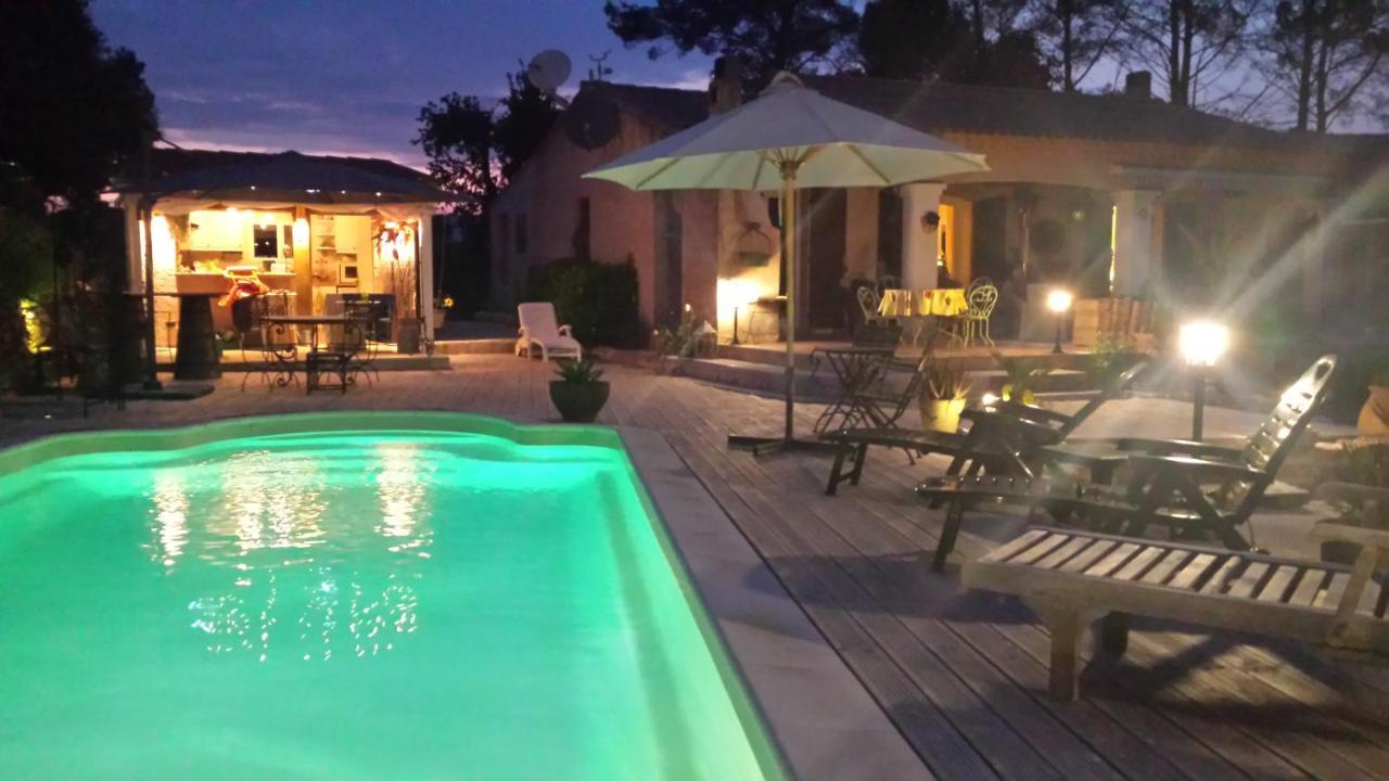 Le Jardin Des Selves Bed & Breakfast Draguignan Dış mekan fotoğraf