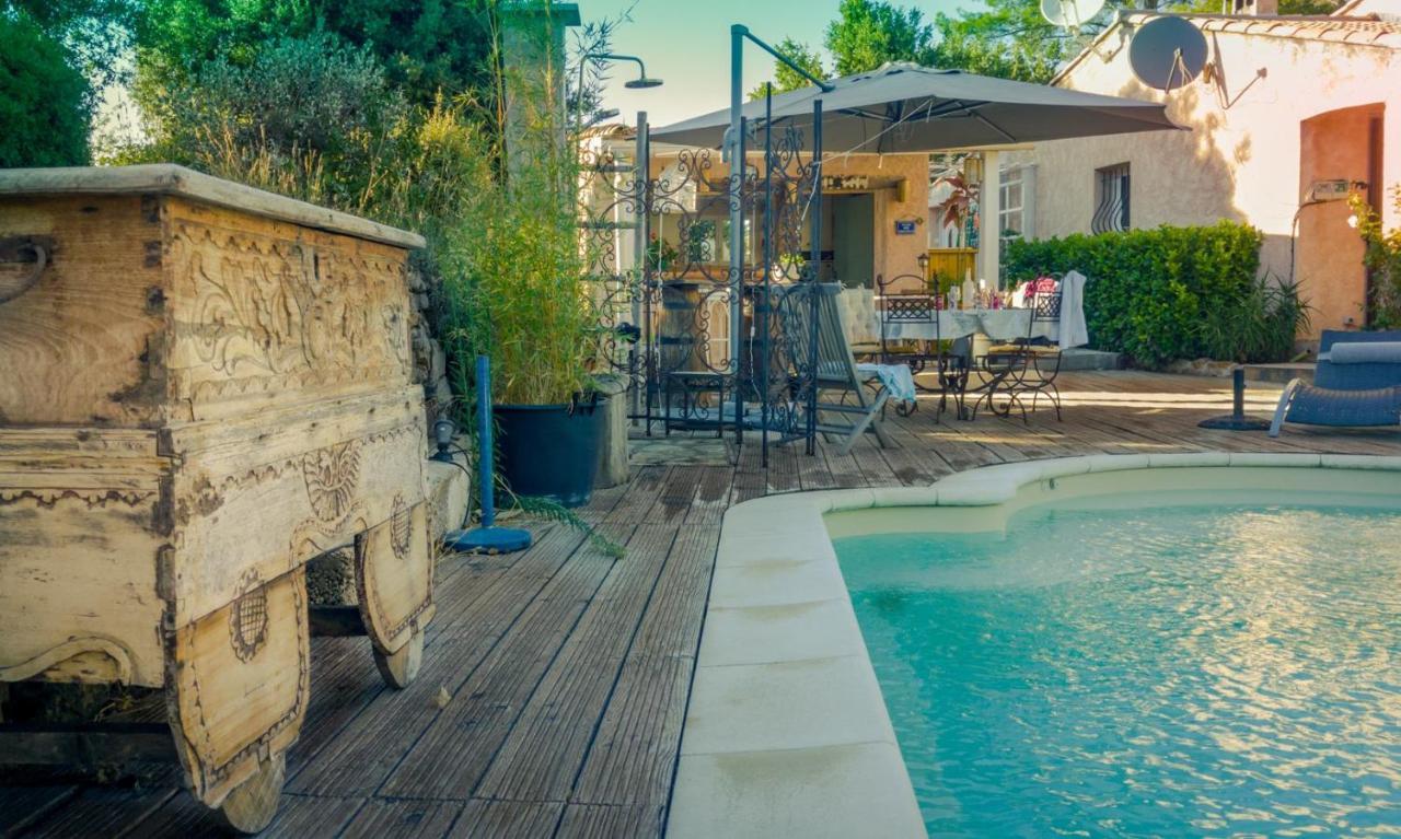 Le Jardin Des Selves Bed & Breakfast Draguignan Dış mekan fotoğraf