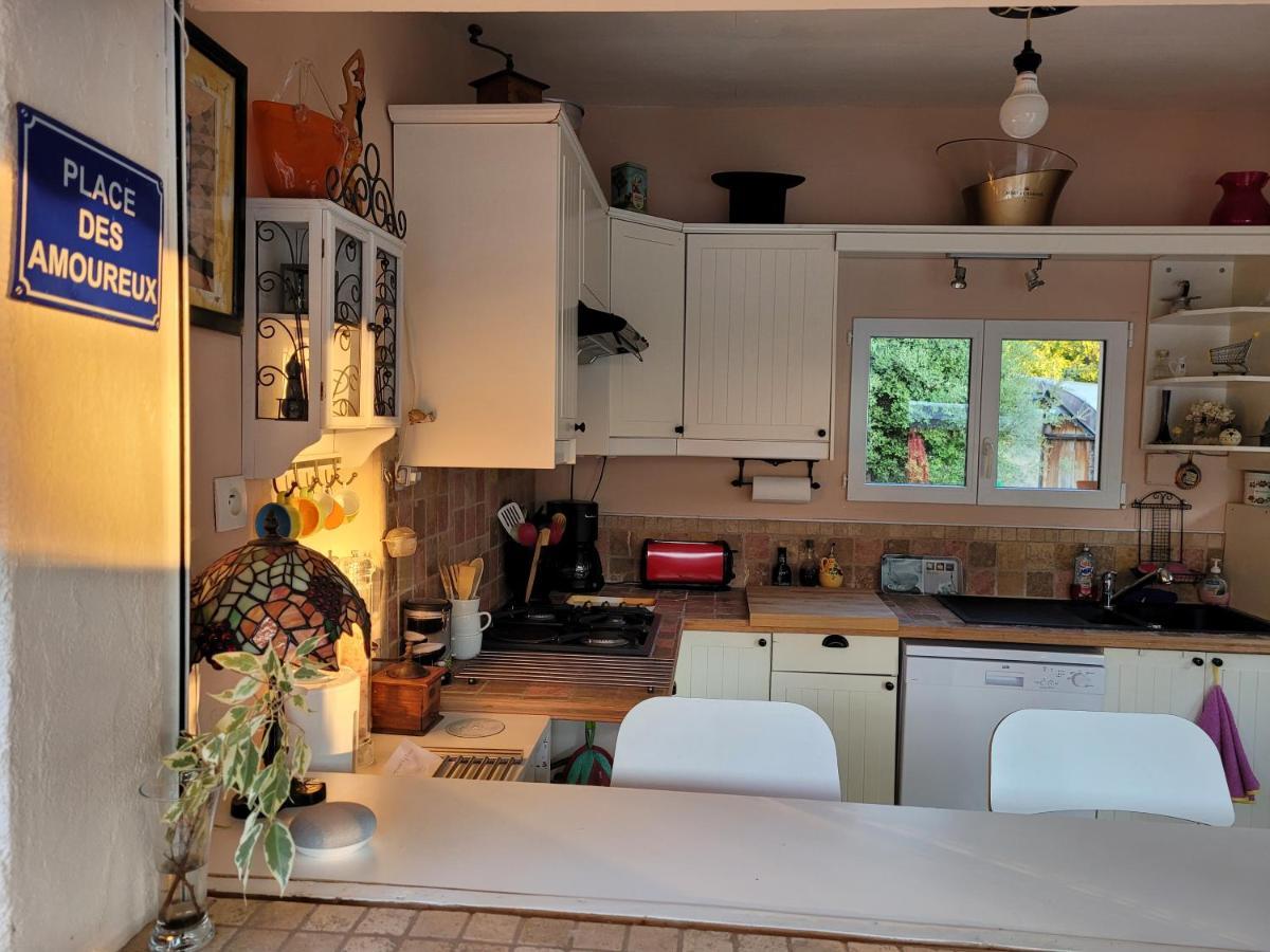 Le Jardin Des Selves Bed & Breakfast Draguignan Dış mekan fotoğraf